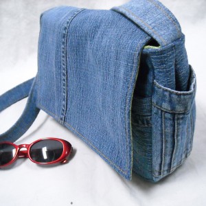 You Can Make Bags Out of Your Old Jeans - Knittting Crochet