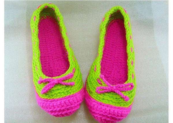 Most Beautiful Woman Knitting Booties - Knittting Crochet