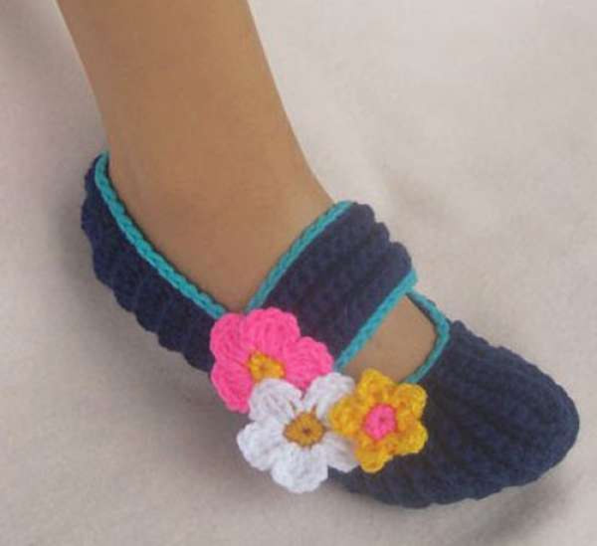 womens knit booties