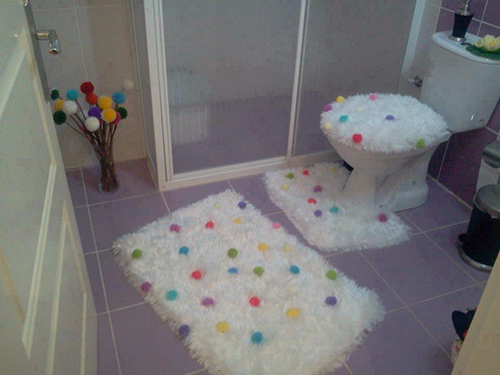 handmade-toilet-set-models