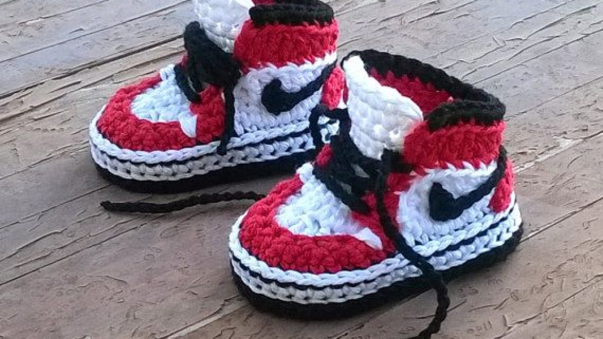 Nike Air jordan a crochet - Baby 